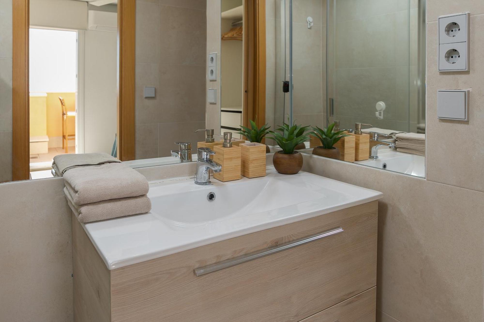 Apartment Deja Blue - Rent Modern Penthouse *