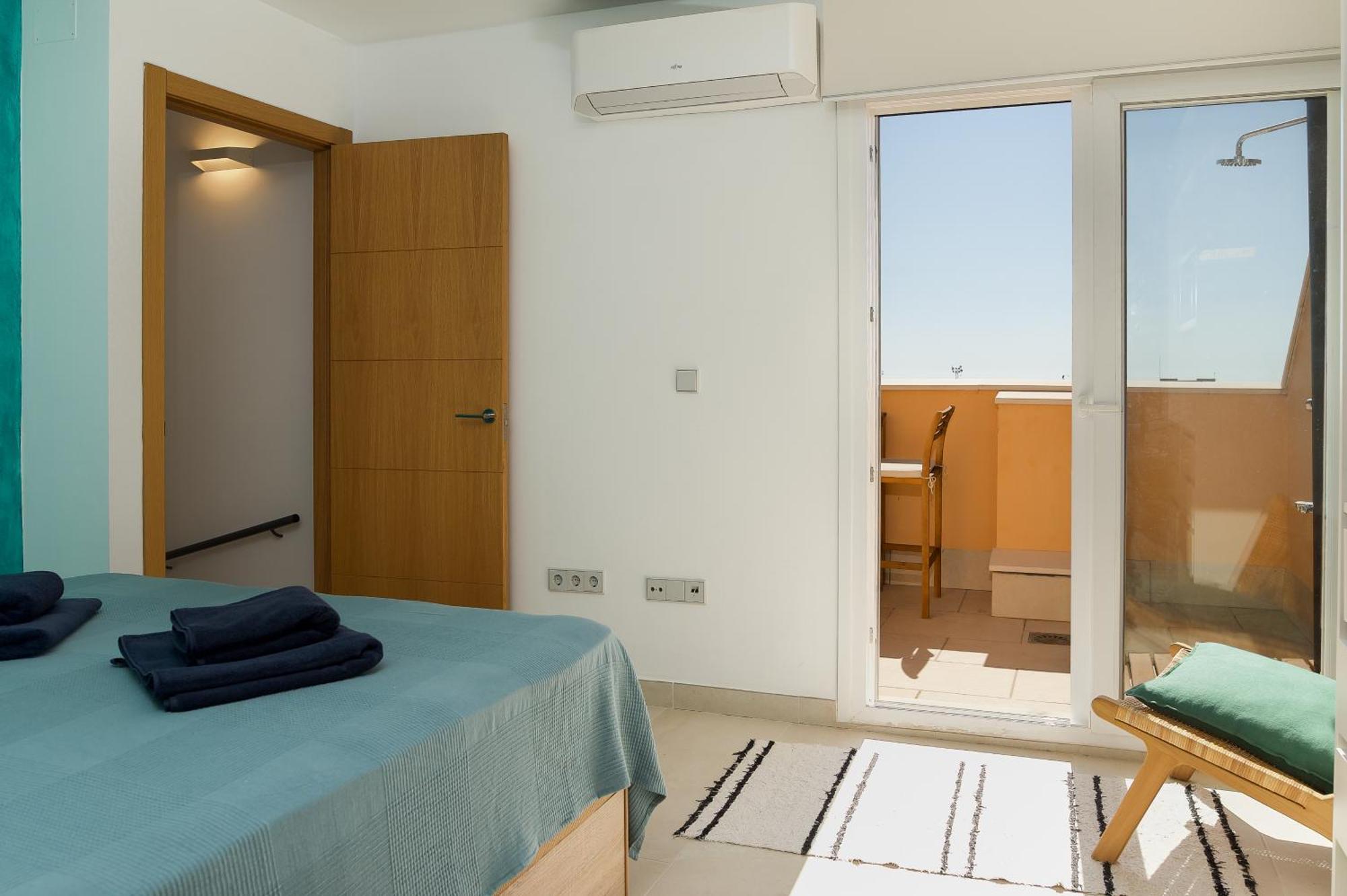 Apartment Deja Blue - Rent Modern Penthouse