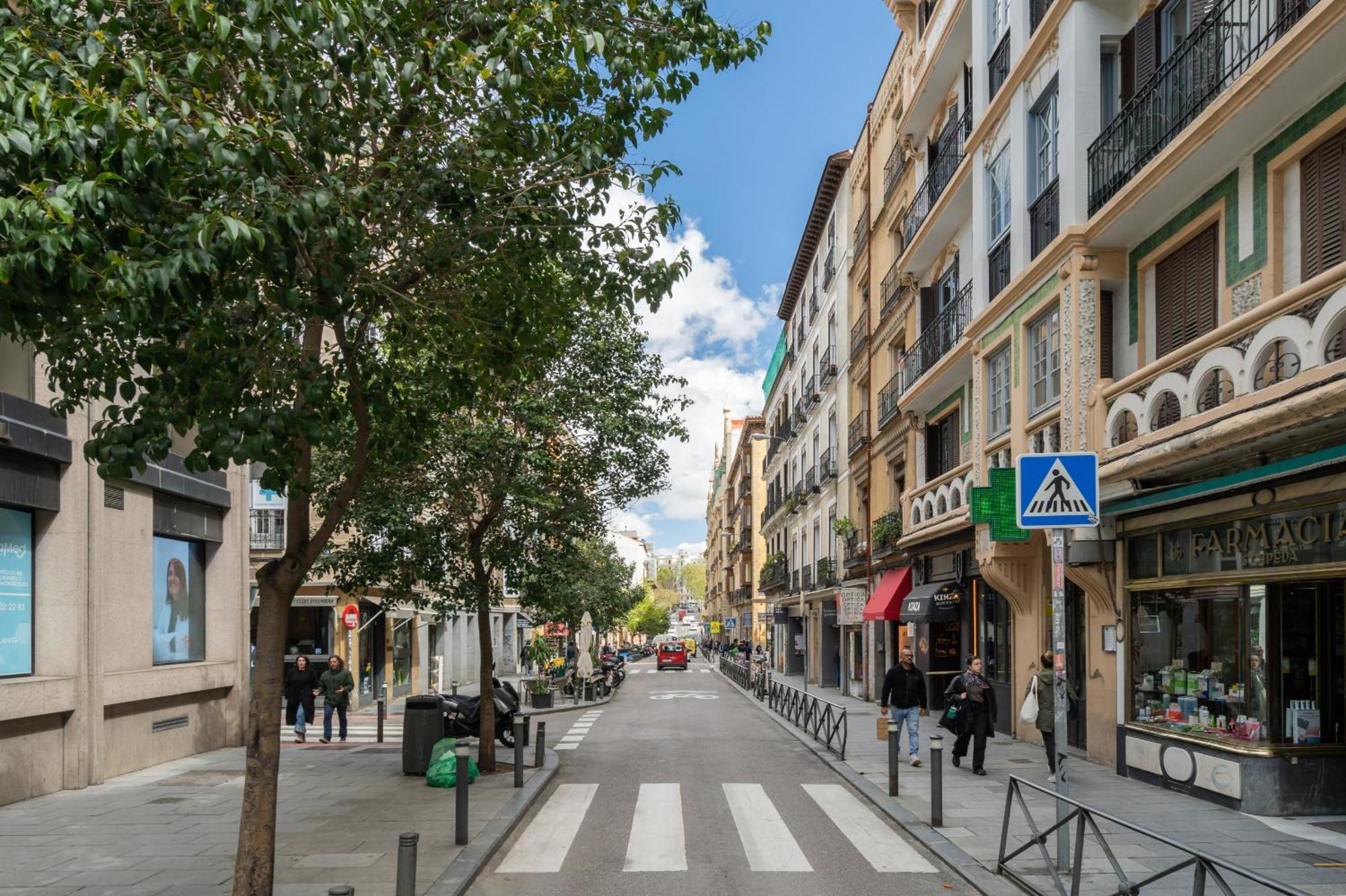 Apartment En Chueca 4 Personas Alquiler Temporal *