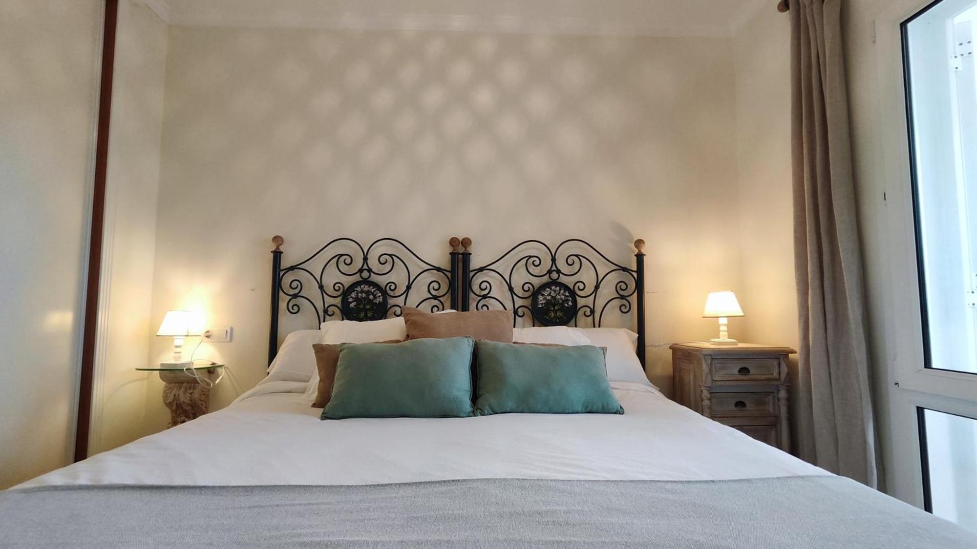 Playa Rocio Calm Beachfront Apartment- 2bdr