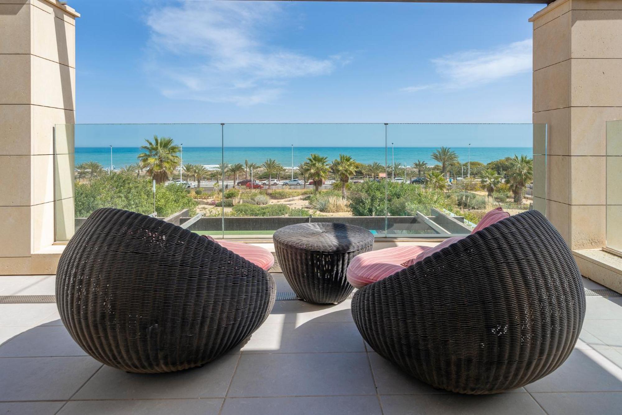 Villa De Lujo Arenales del Sol
