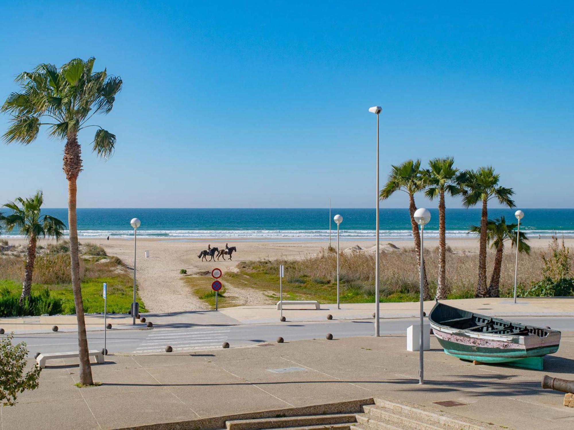 Apartment Santa Barbara B Front With Terrace, Sea View In And Garage In Conil *