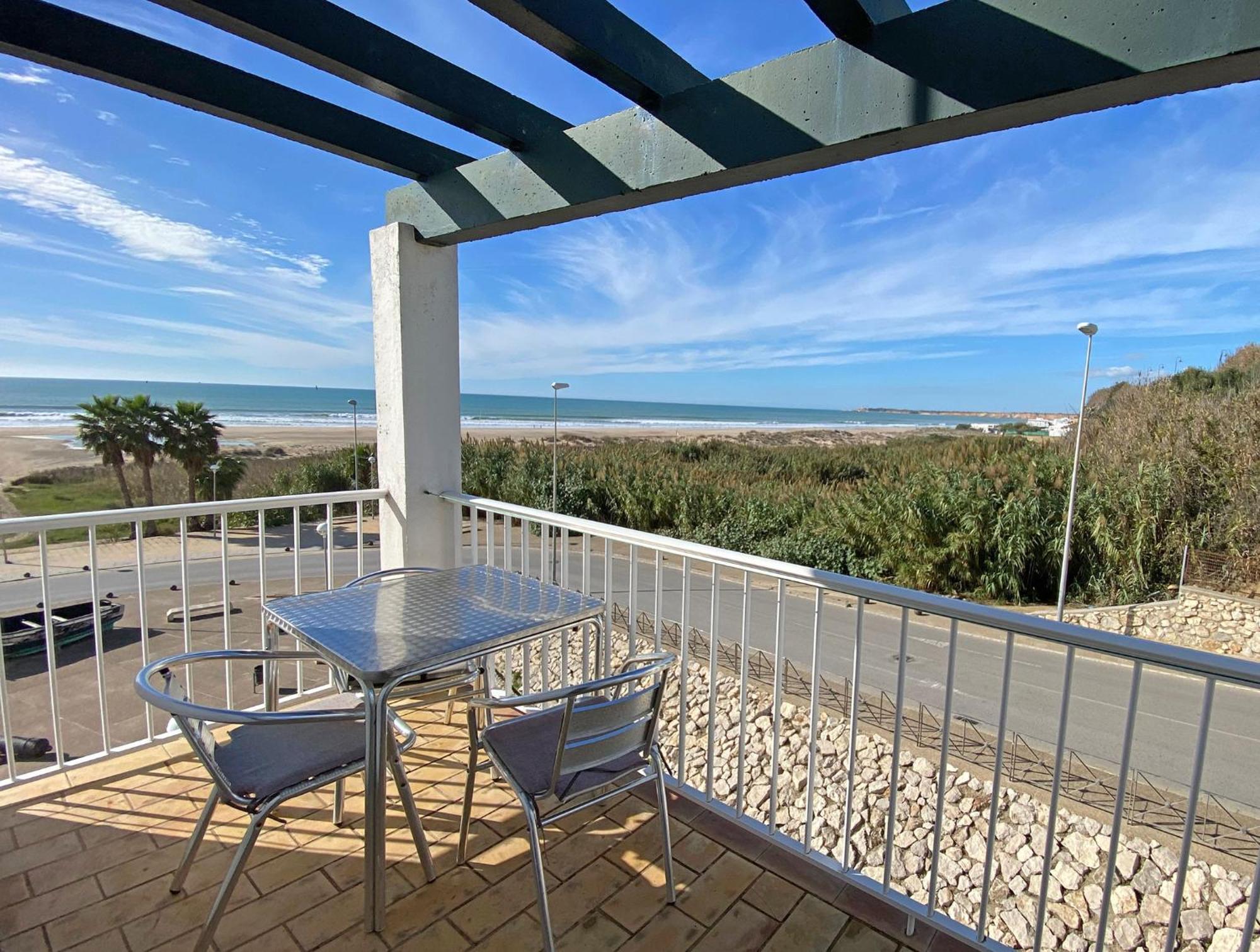 Santa Barbara B Front With Terrace, Sea View In And Garage In Conil