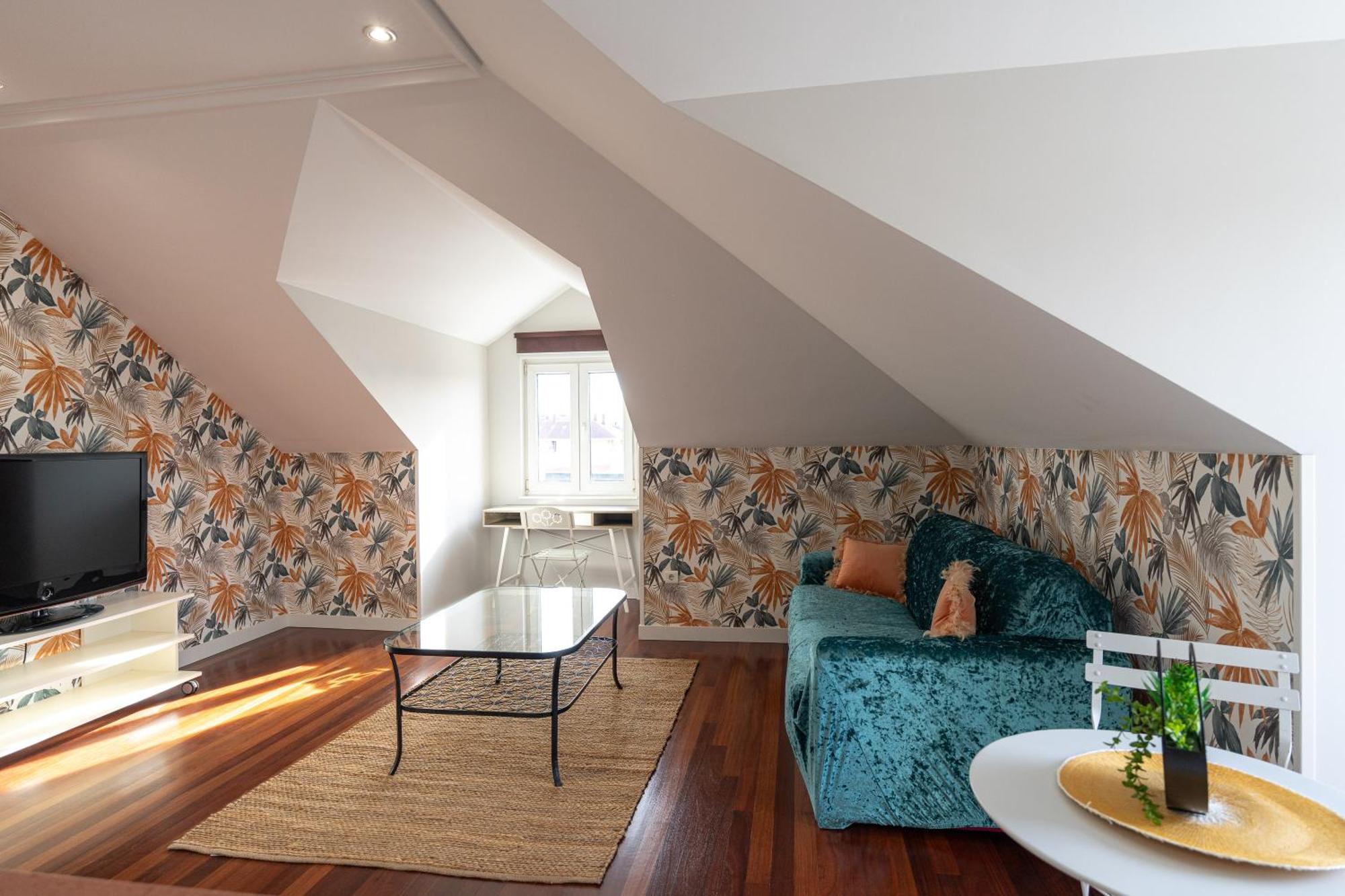 Apartamento Ideal Parejas A 5 Minutos De Santander Con Plaza De Garaje *