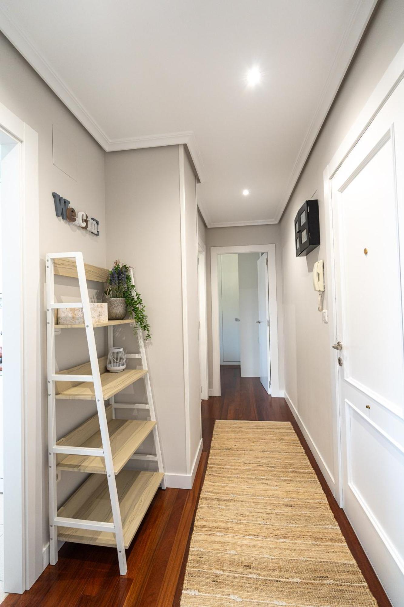 Ideal Parejas A 5 Minutos De Santander Con Plaza De Garaje Apartamento Muriedas