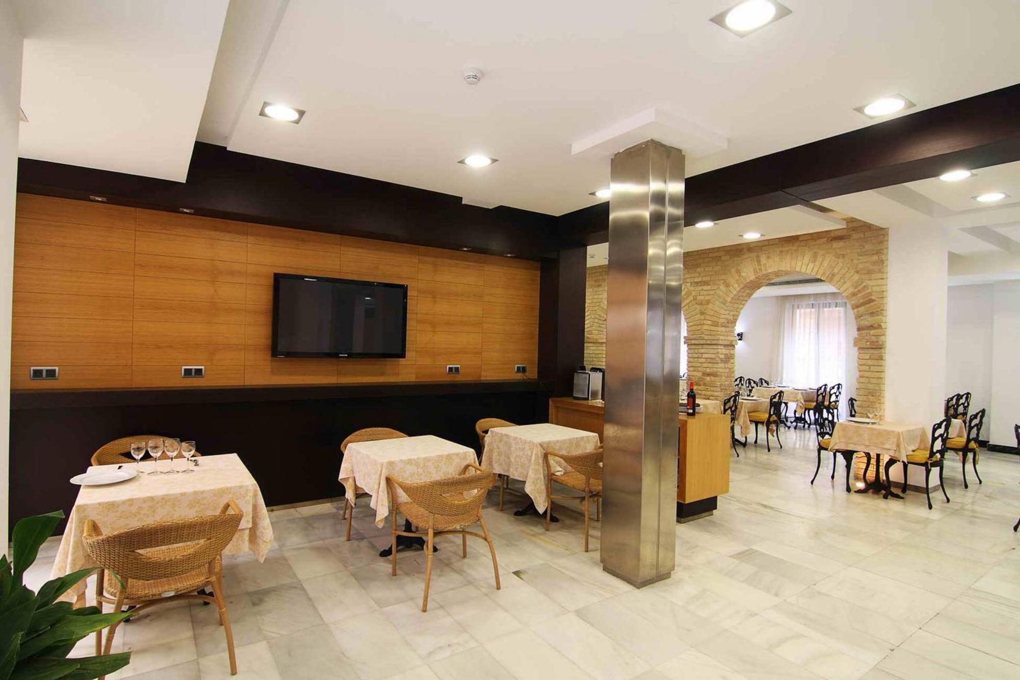 Hotel San Gil 4*
