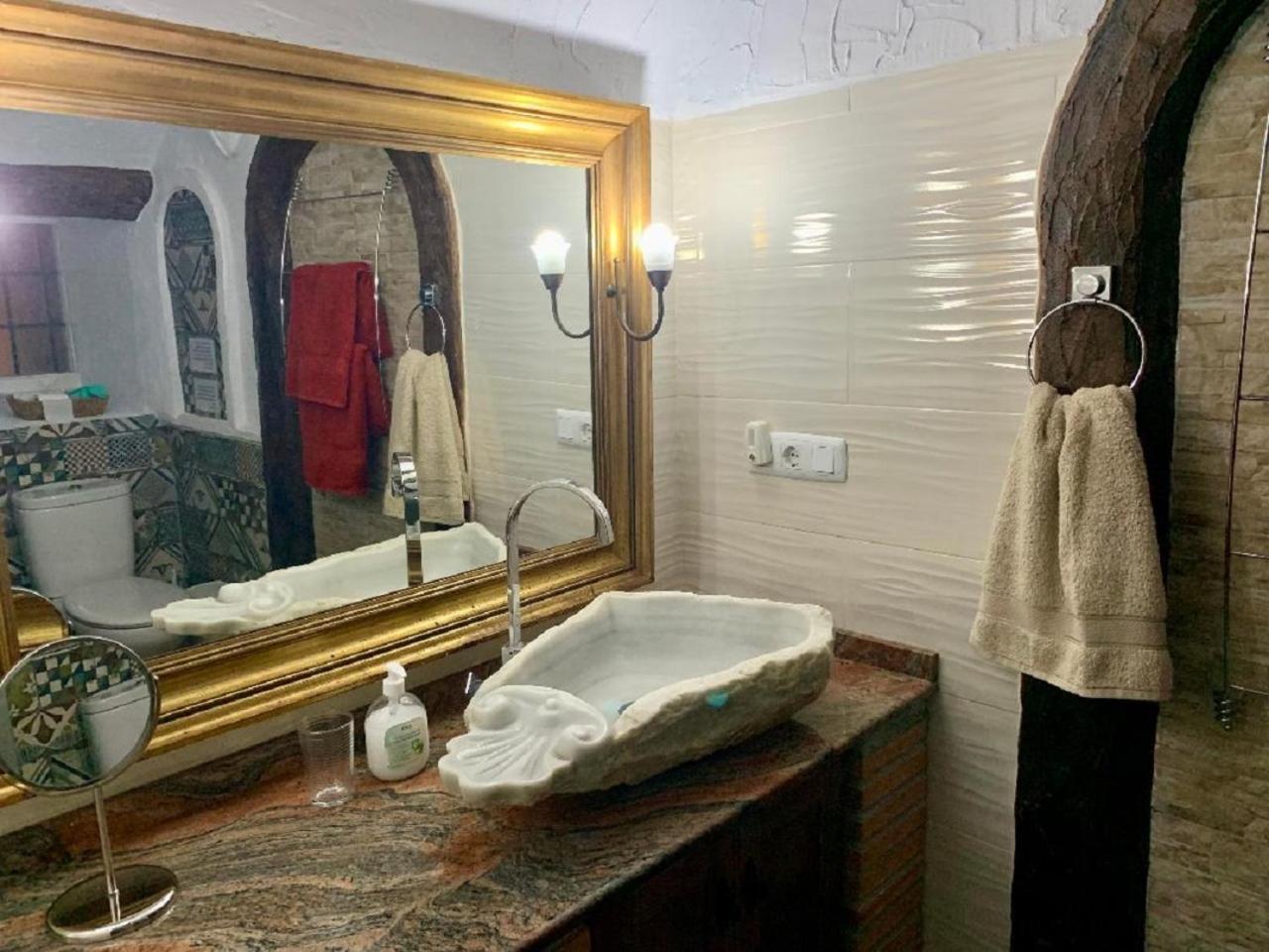 Bed and breakfast Cueva Romana, Adults Only Cave House Cuevas del Campo