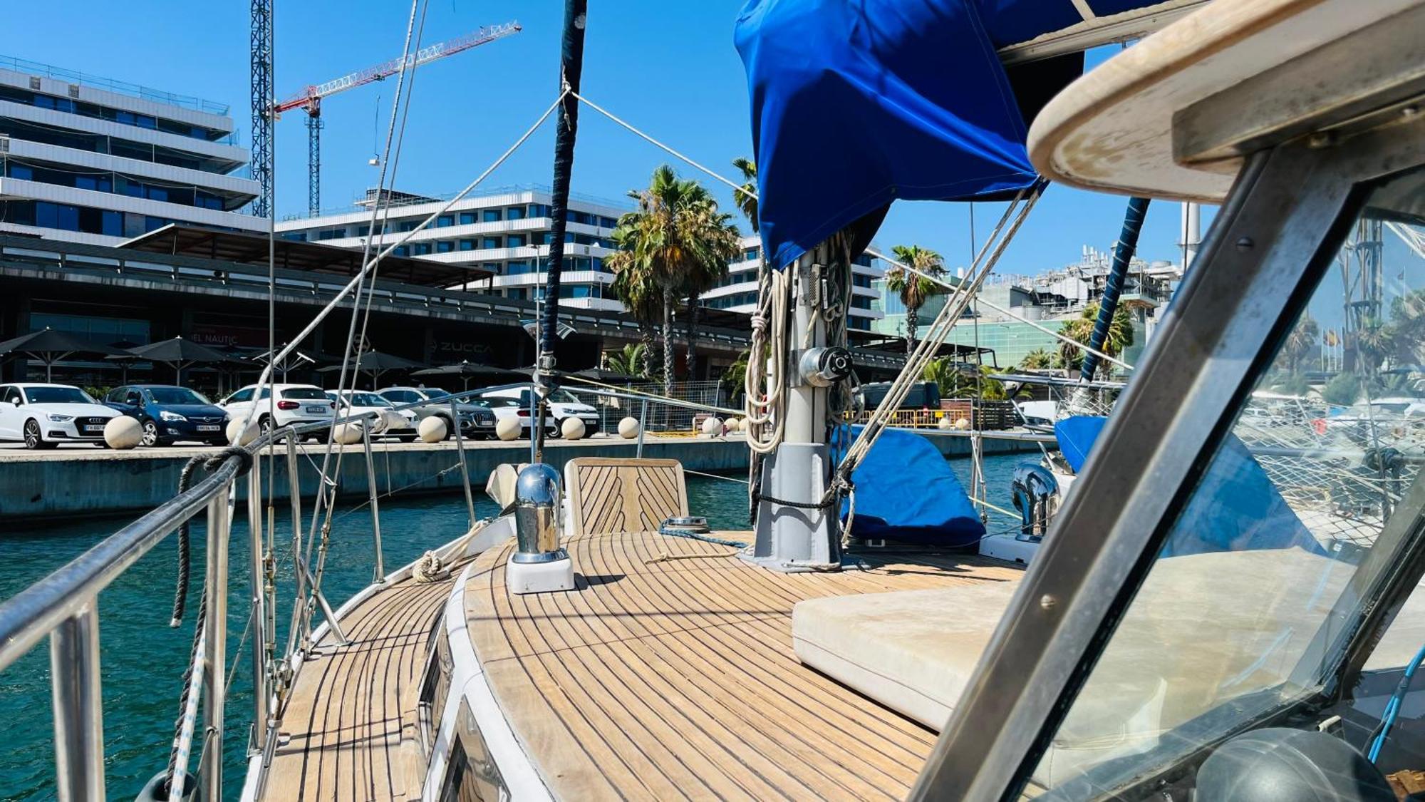 Hotel en barco Sailboat Barcelona *