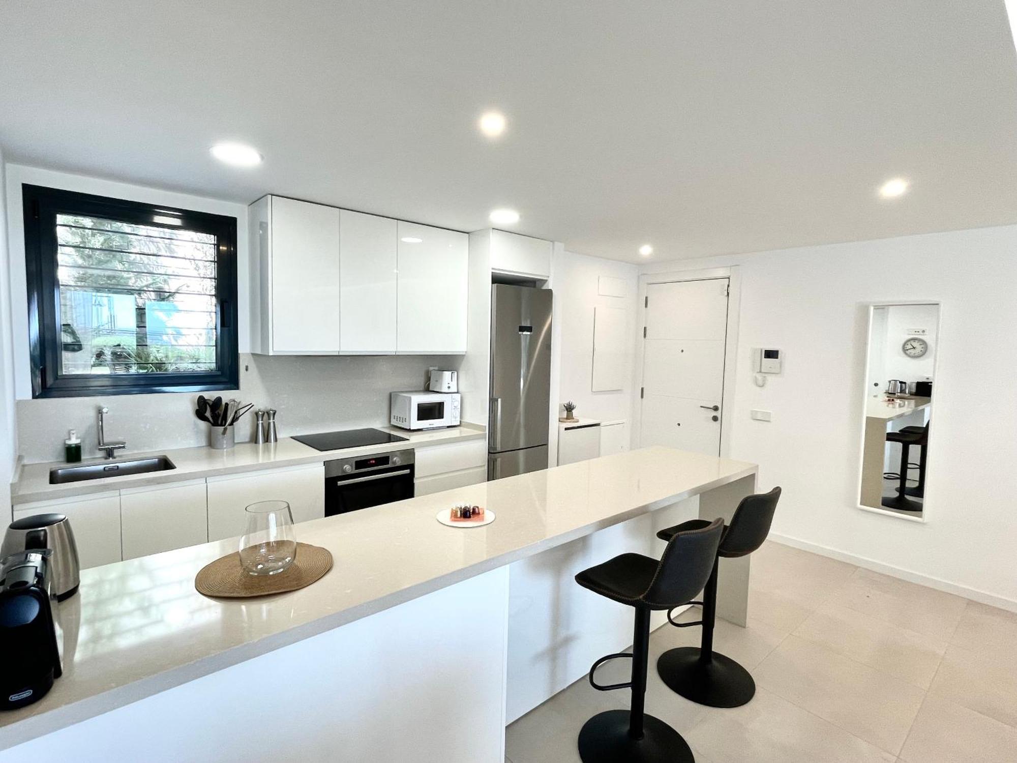 Apartamento Modern 3 Bedroom 300 Meters To The