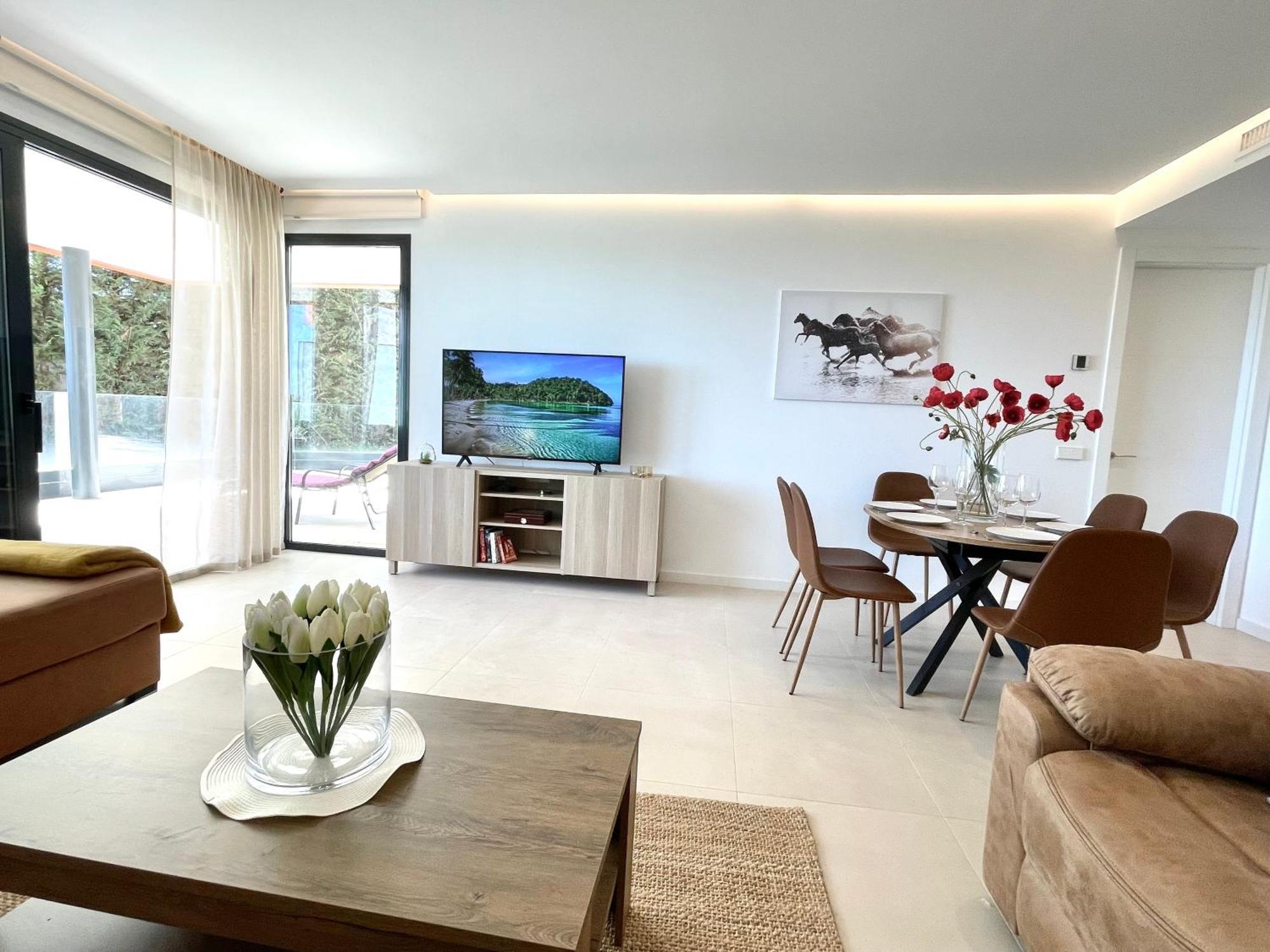Modern 3 Bedroom 300 Meters To The Fuengirola