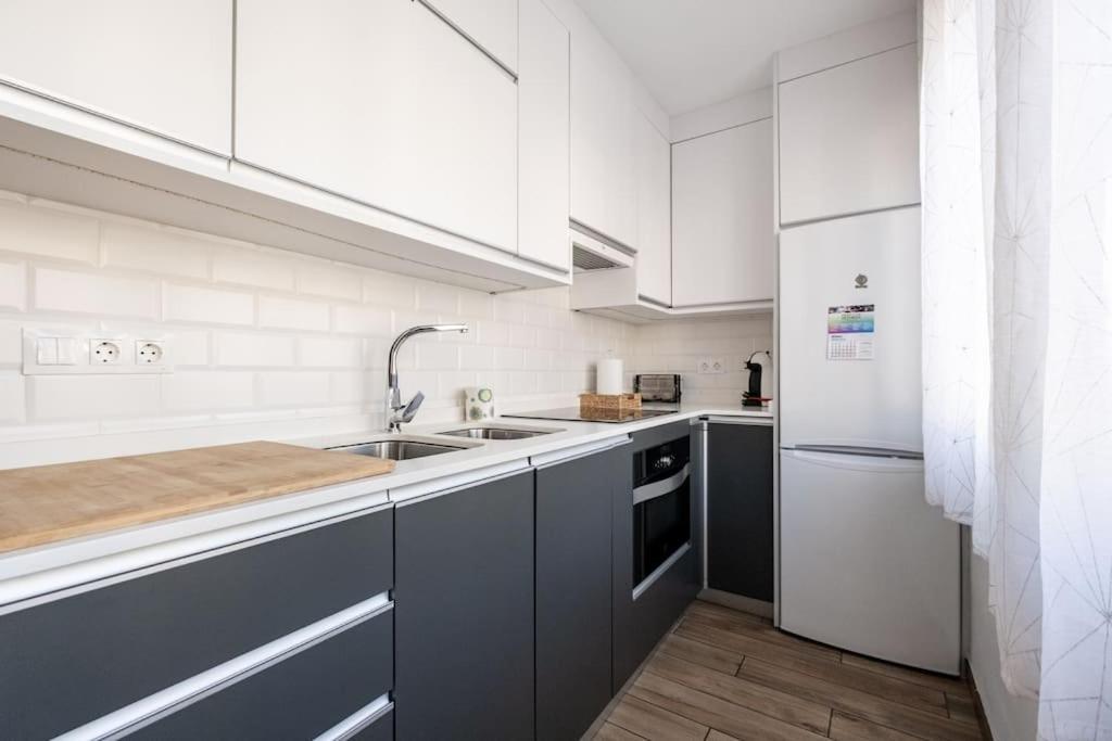Bonito Piso Cerca De La Playa Con Parking Privado Apartamento Almuñécar