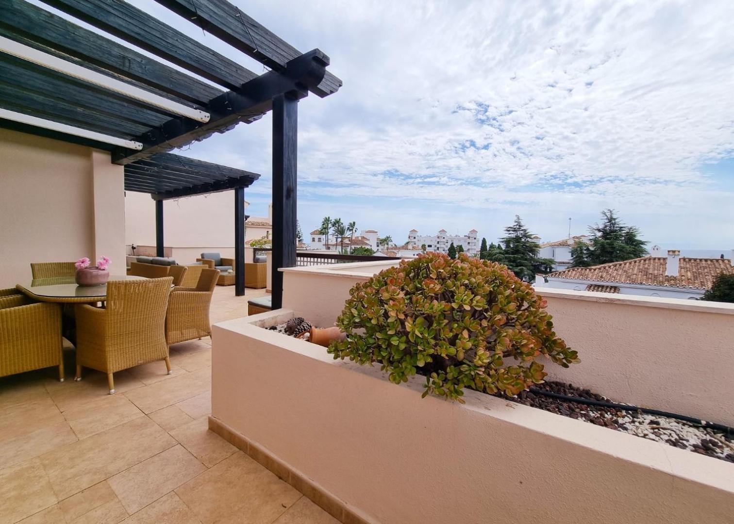 Luxury Penthouse In Medina Banus Apartamento
