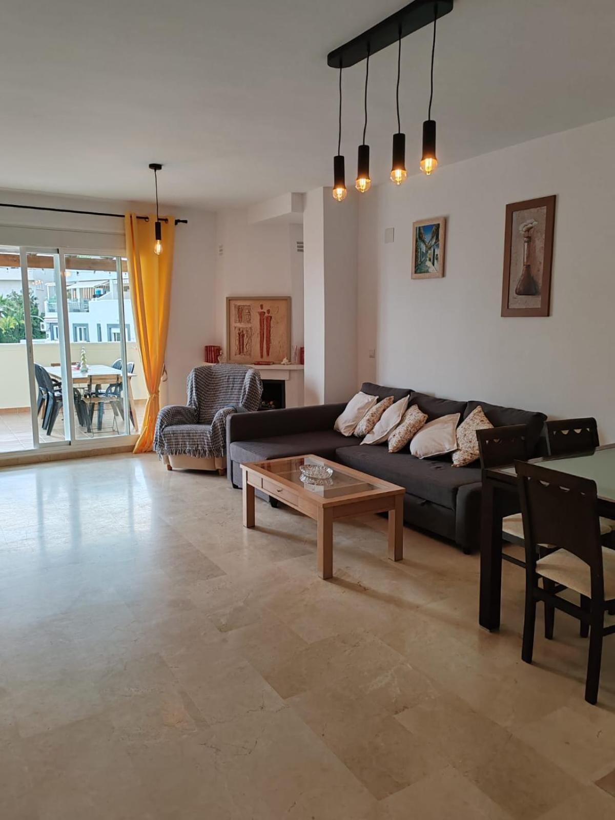 Apartment Seaview With Great Amenities & Facilities *