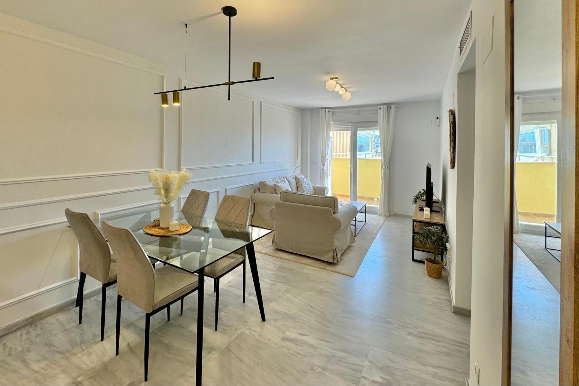 Apartamento Impresionante Atico Con Garaje *
