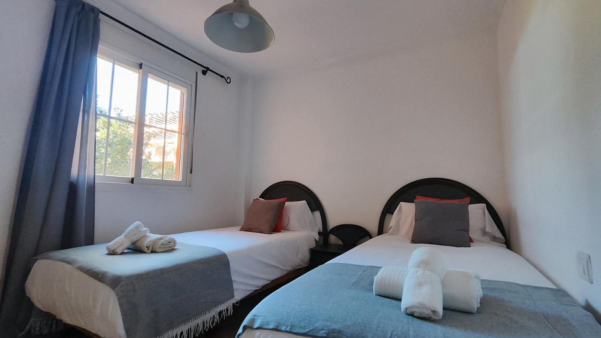 Pinogolf Elviria With Free Parking, Wifi, Pool And Large Terrace Marbella