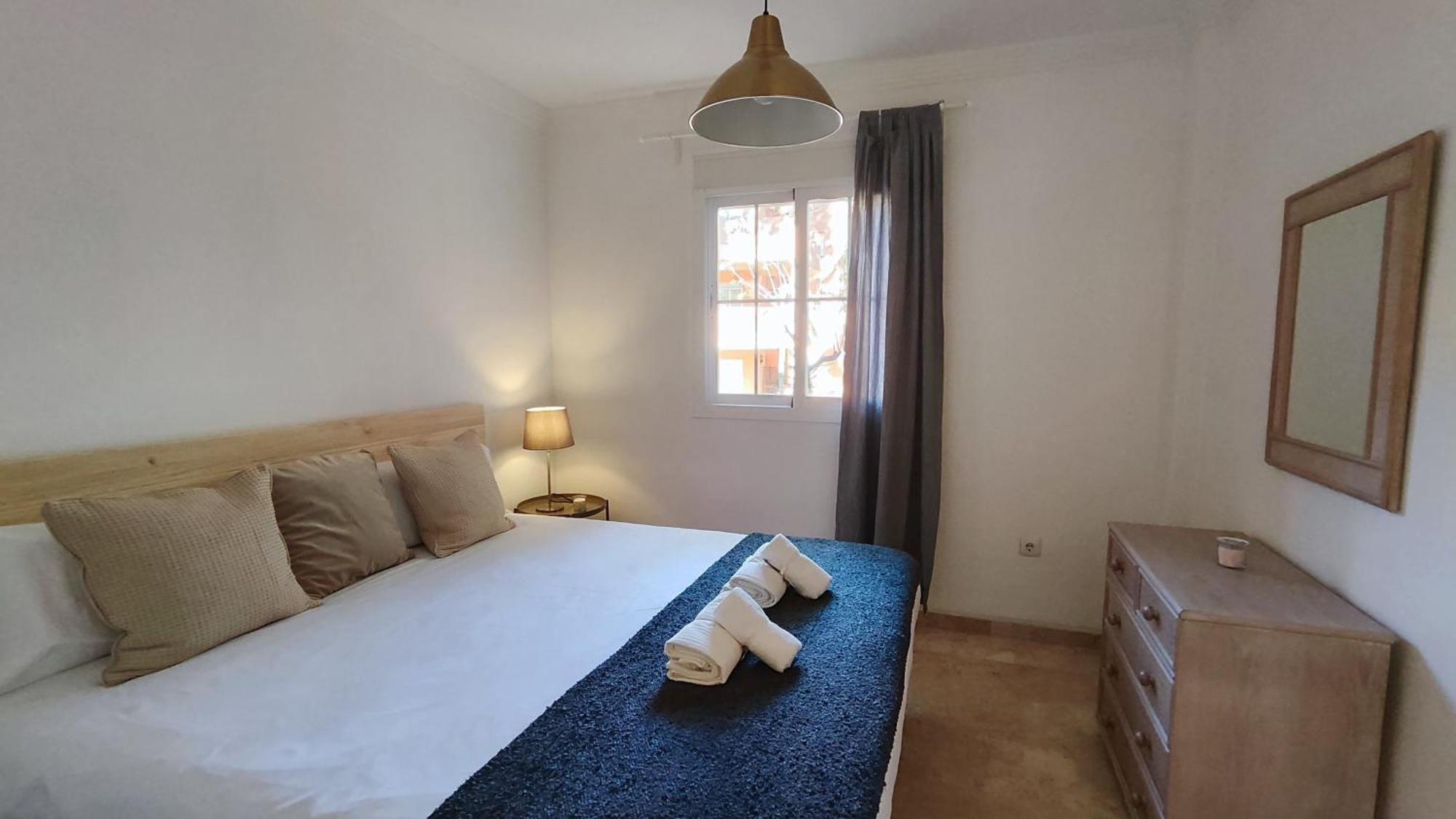 Pinogolf Elviria With Free Parking, Wifi, Pool And Large Terrace * Marbella