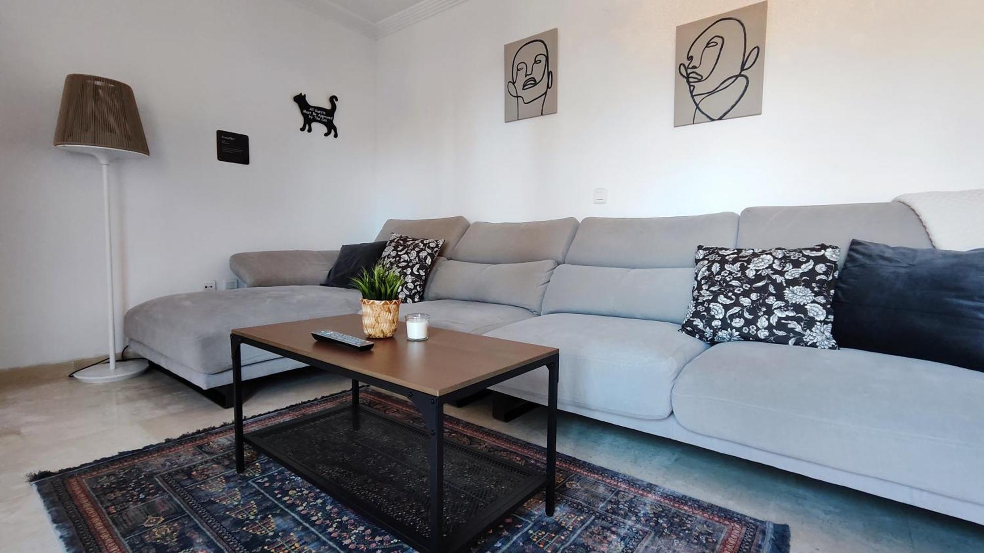 Pinogolf Elviria With Free Parking, Wifi, Pool And Large Terrace Apartamento Marbella