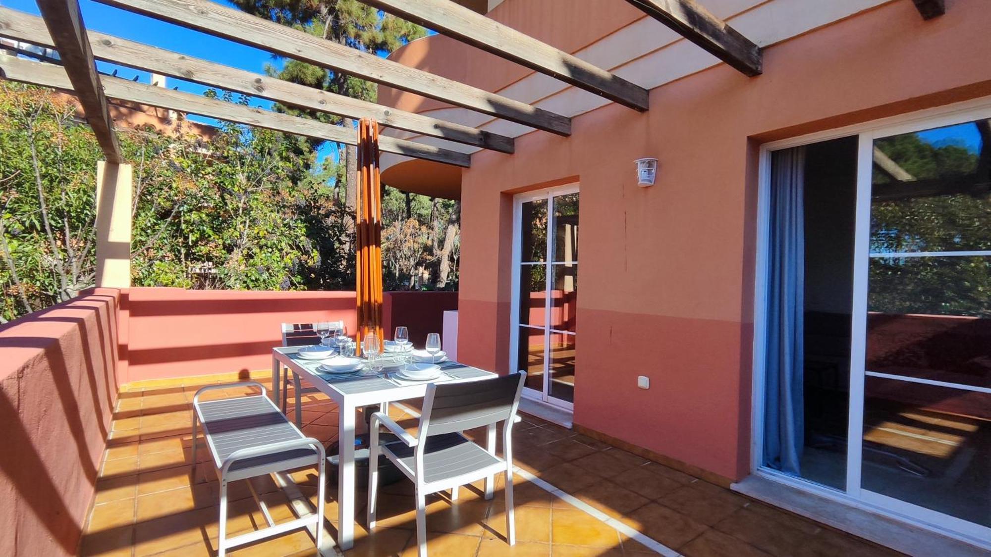 Pinogolf Elviria With Free Parking, Wifi, Pool And Large Terrace Marbella