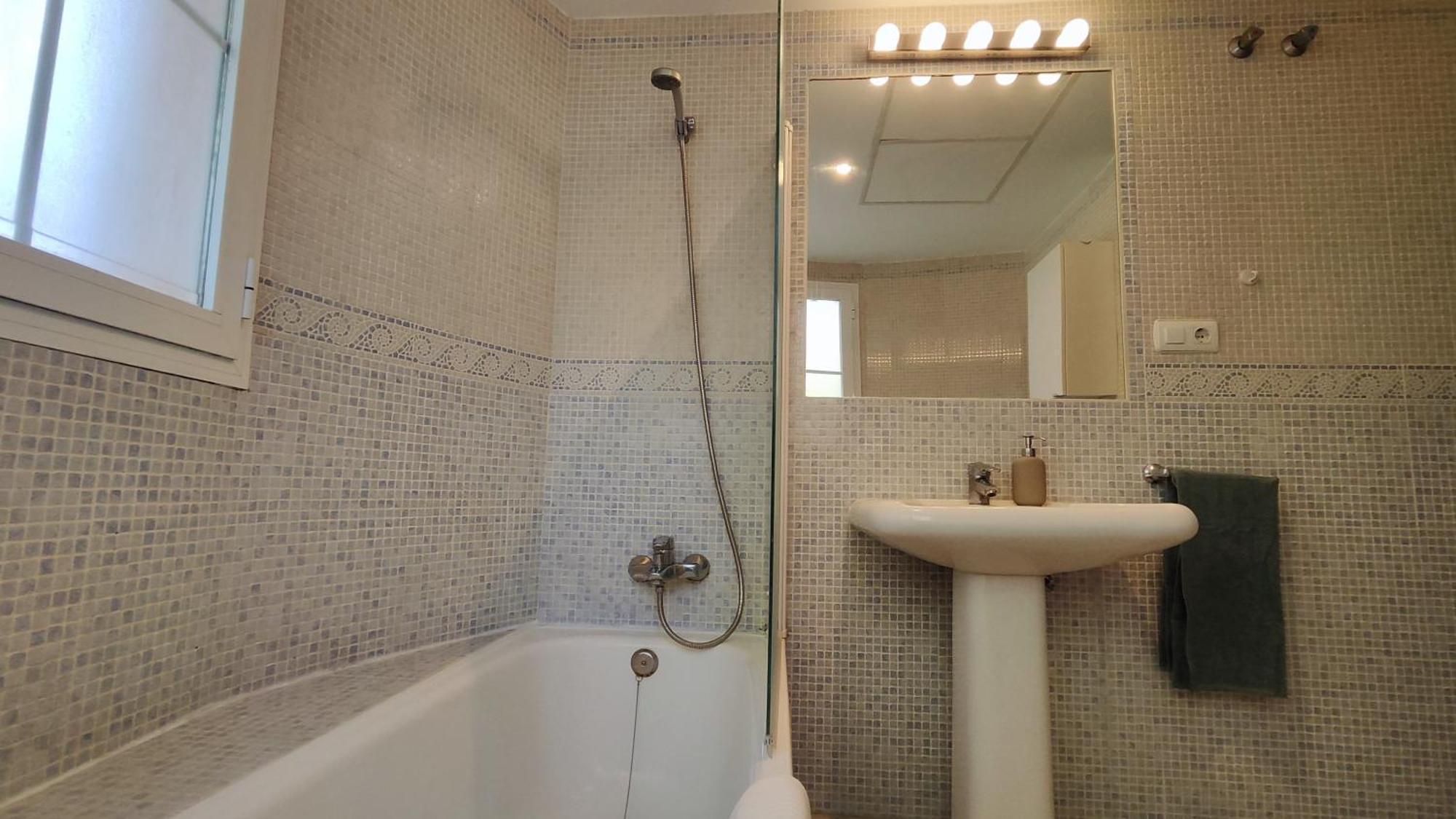 Pinogolf Elviria With Free Parking, Wifi, Pool And Large Terrace Apartamento