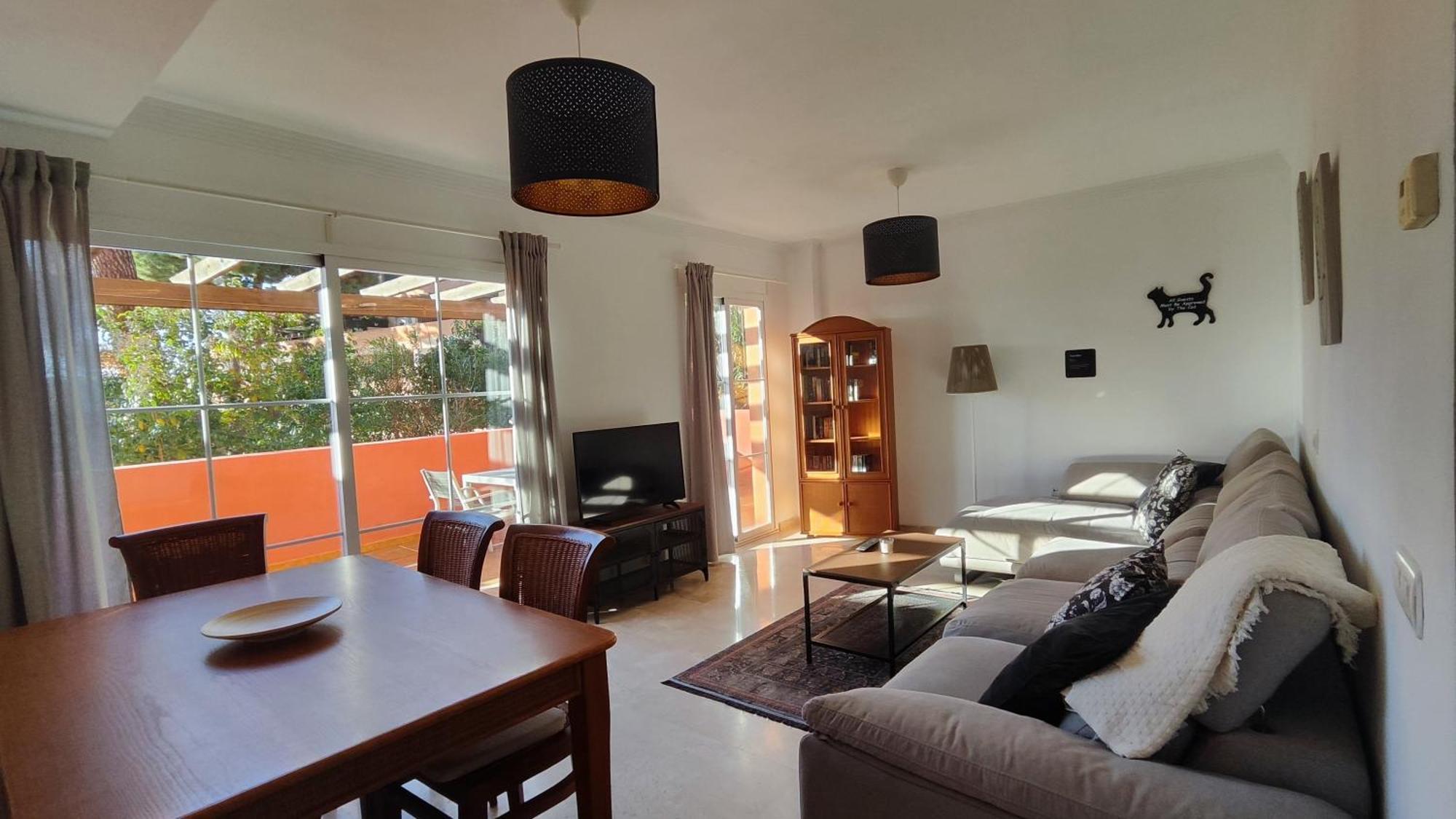 Pinogolf Elviria With Free Parking, Wifi, Pool And Large Terrace Marbella