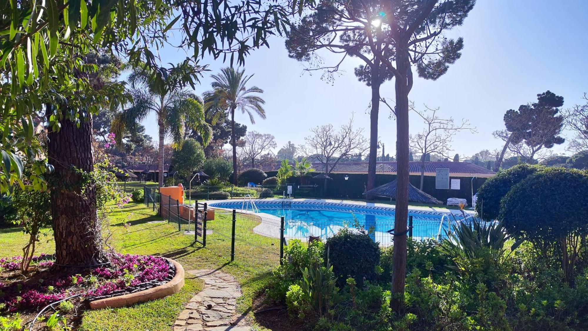 Pinogolf Elviria With Free Parking, Wifi, Pool And Large Terrace