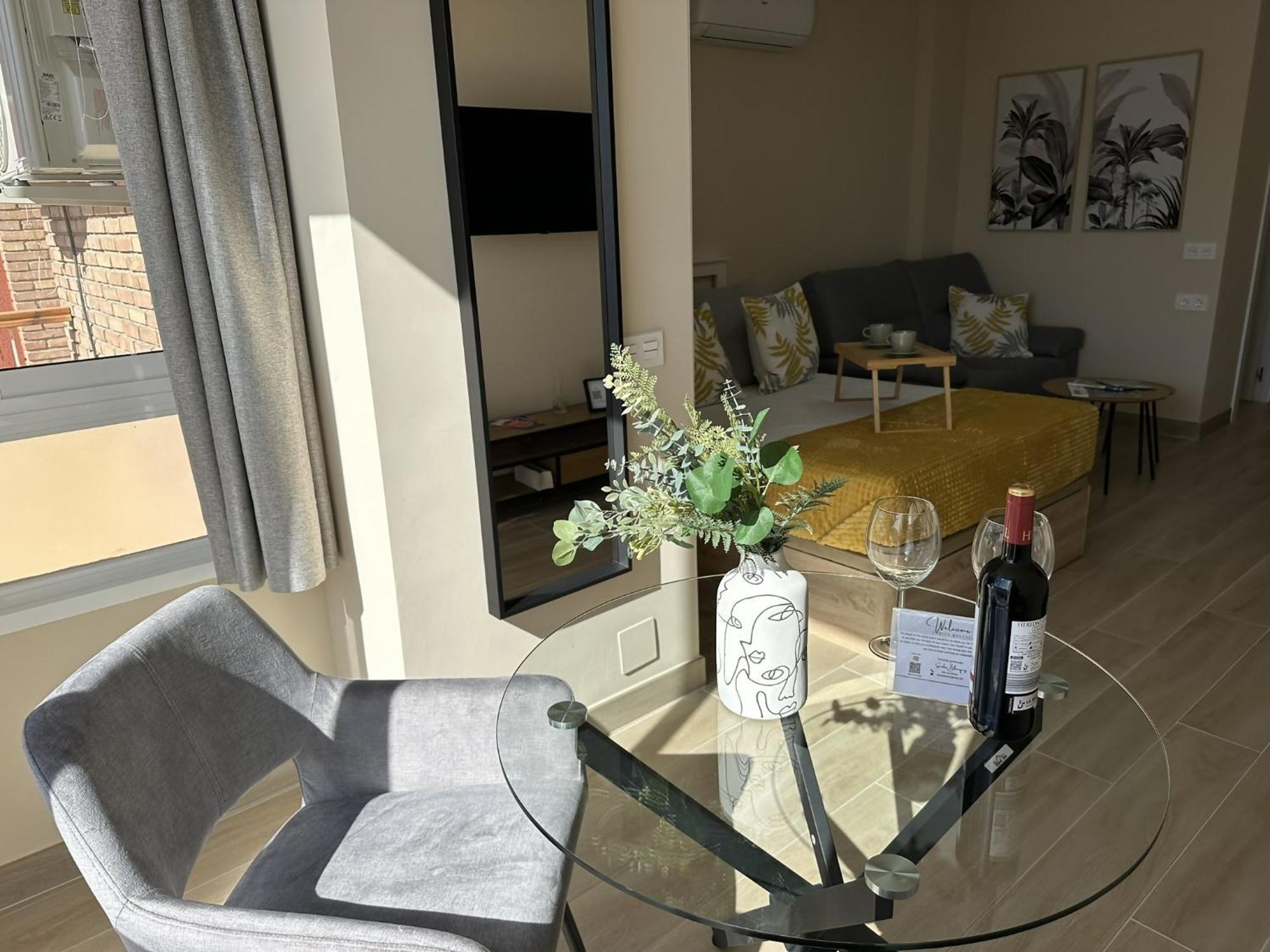 Estudio Centrico 10 Min A Playa En Apartment Benalmadena
