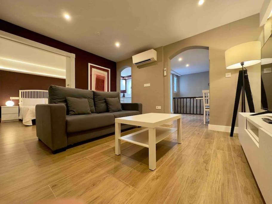 Anaya, 3º Piso, A Estrenar En Pleno Centro De Apartment