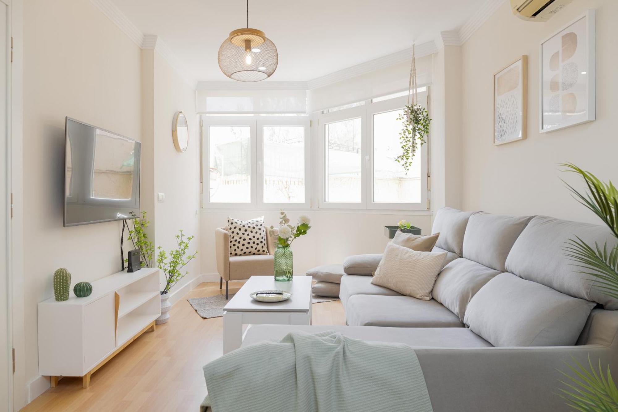 C66 Lovely 2 Bdr With Terrace Close To The Apartment