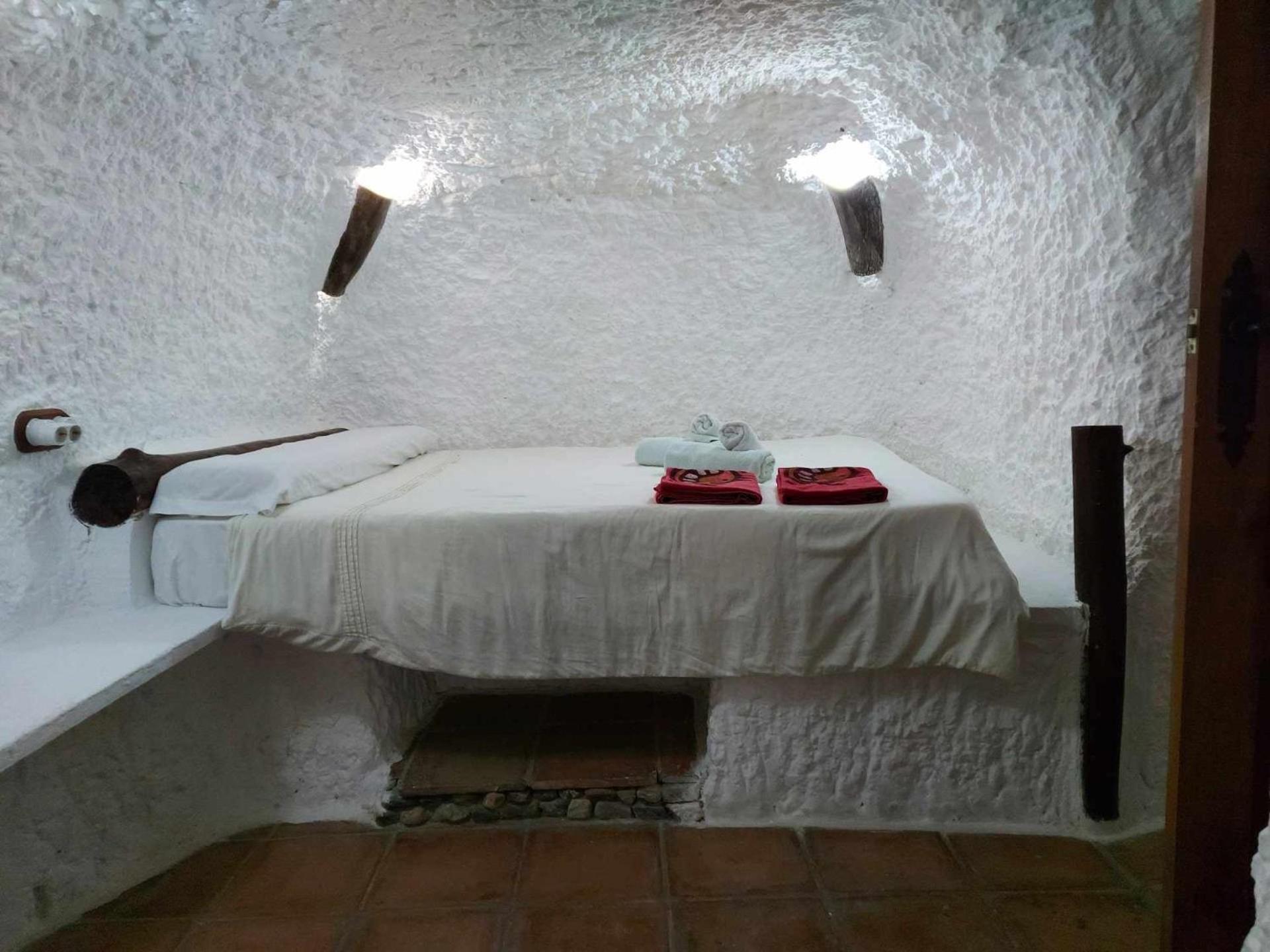 Cueva El Guindas Casa rural
