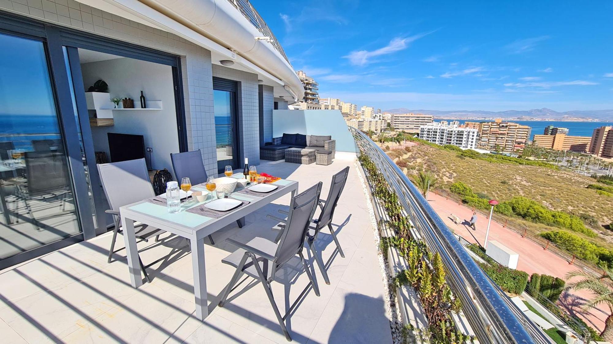 Infinity View By Nras Arenales del Sol