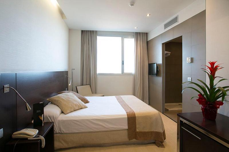 Areca 4*