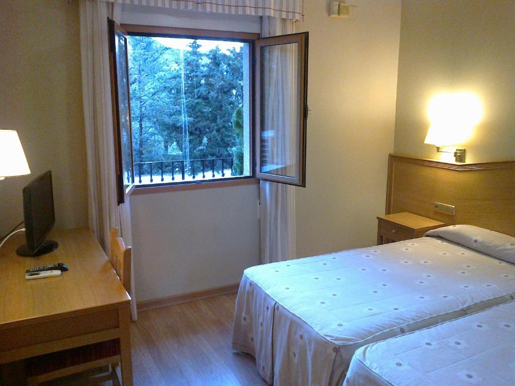 Anabel Hotel 2*
