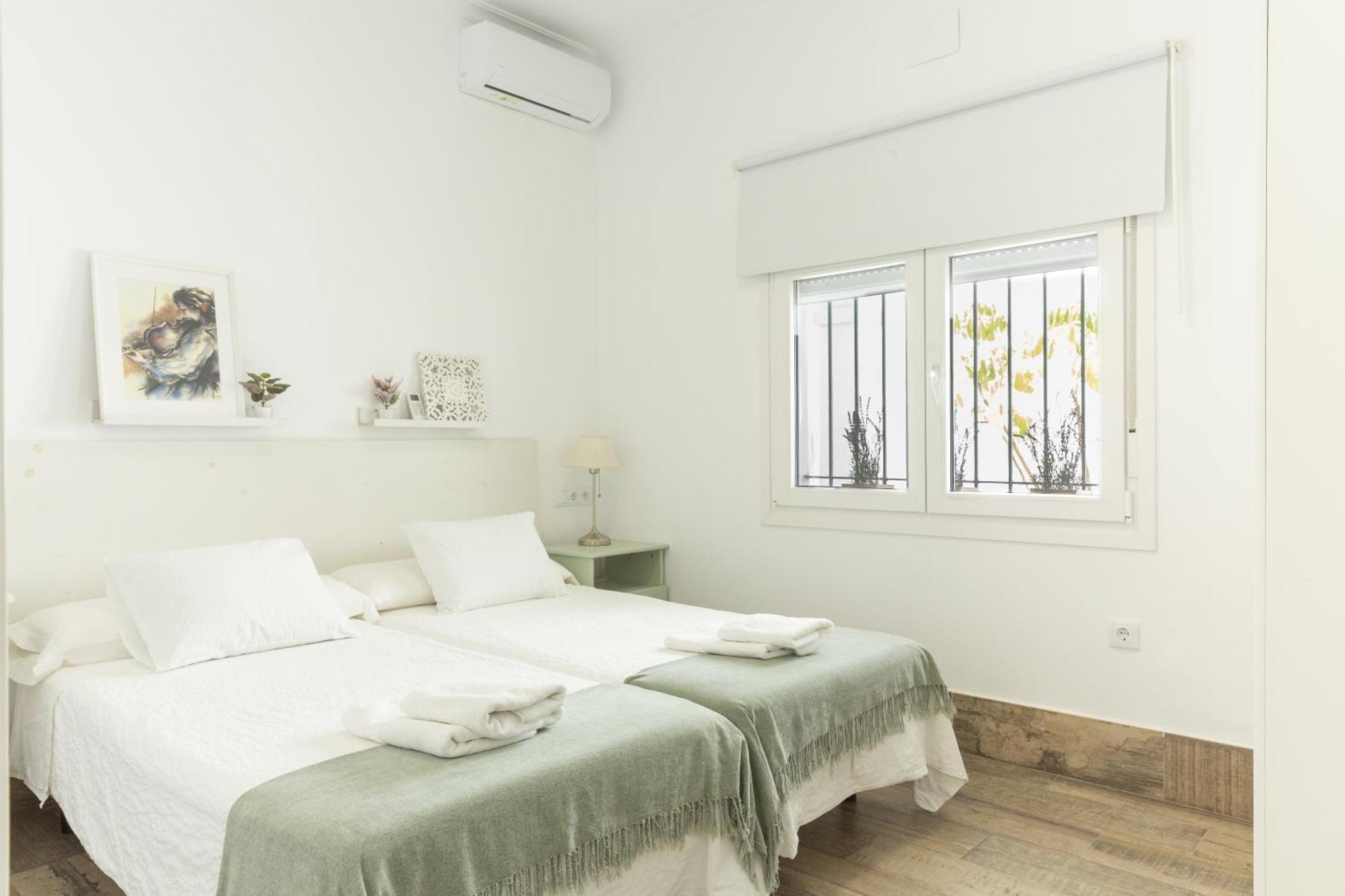 Apartamento Precioso Con Chimenea Patio Solarium Chipiona