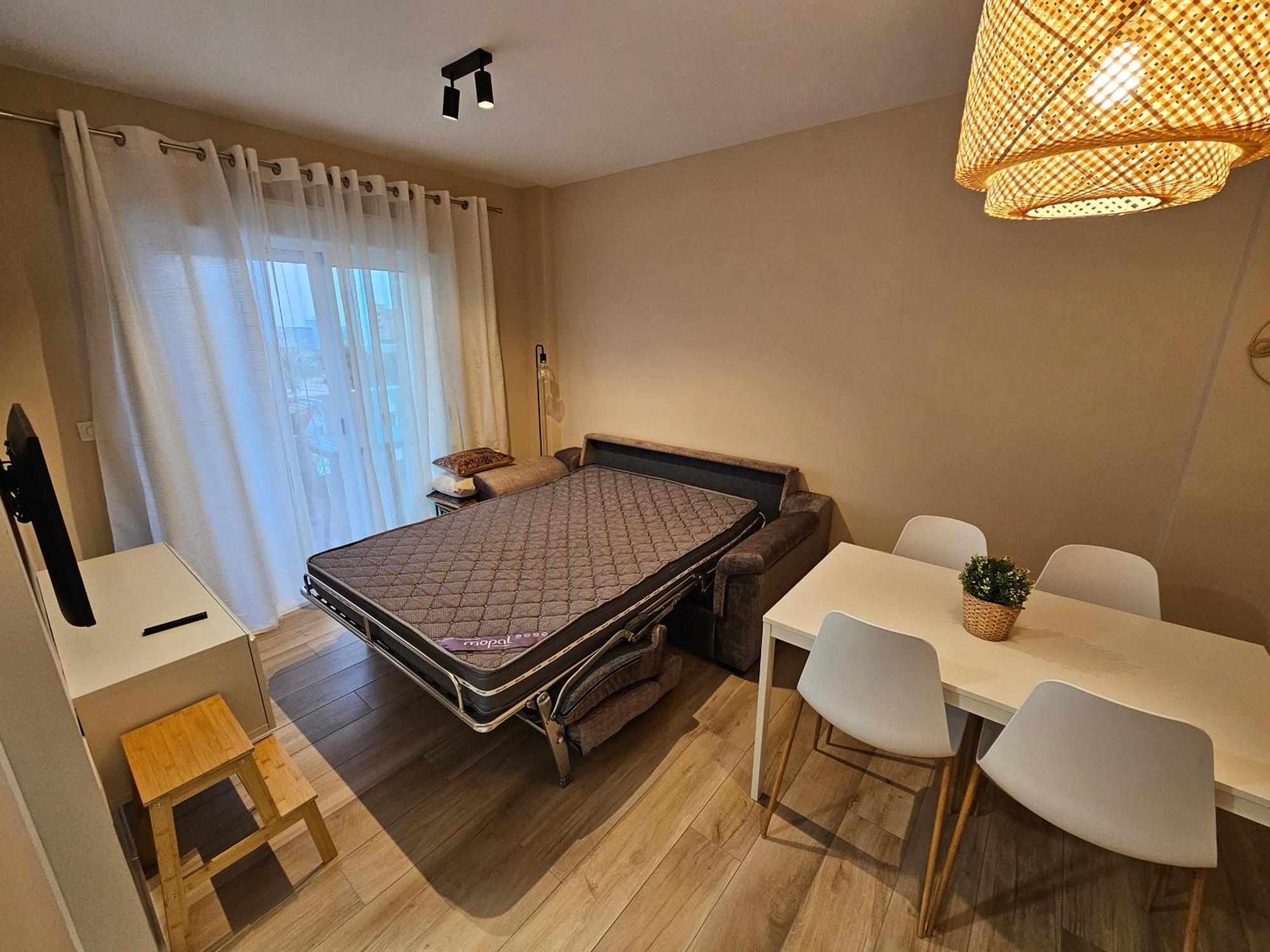 Apartamento Arenales Sol Y Playa Galatea Iii *