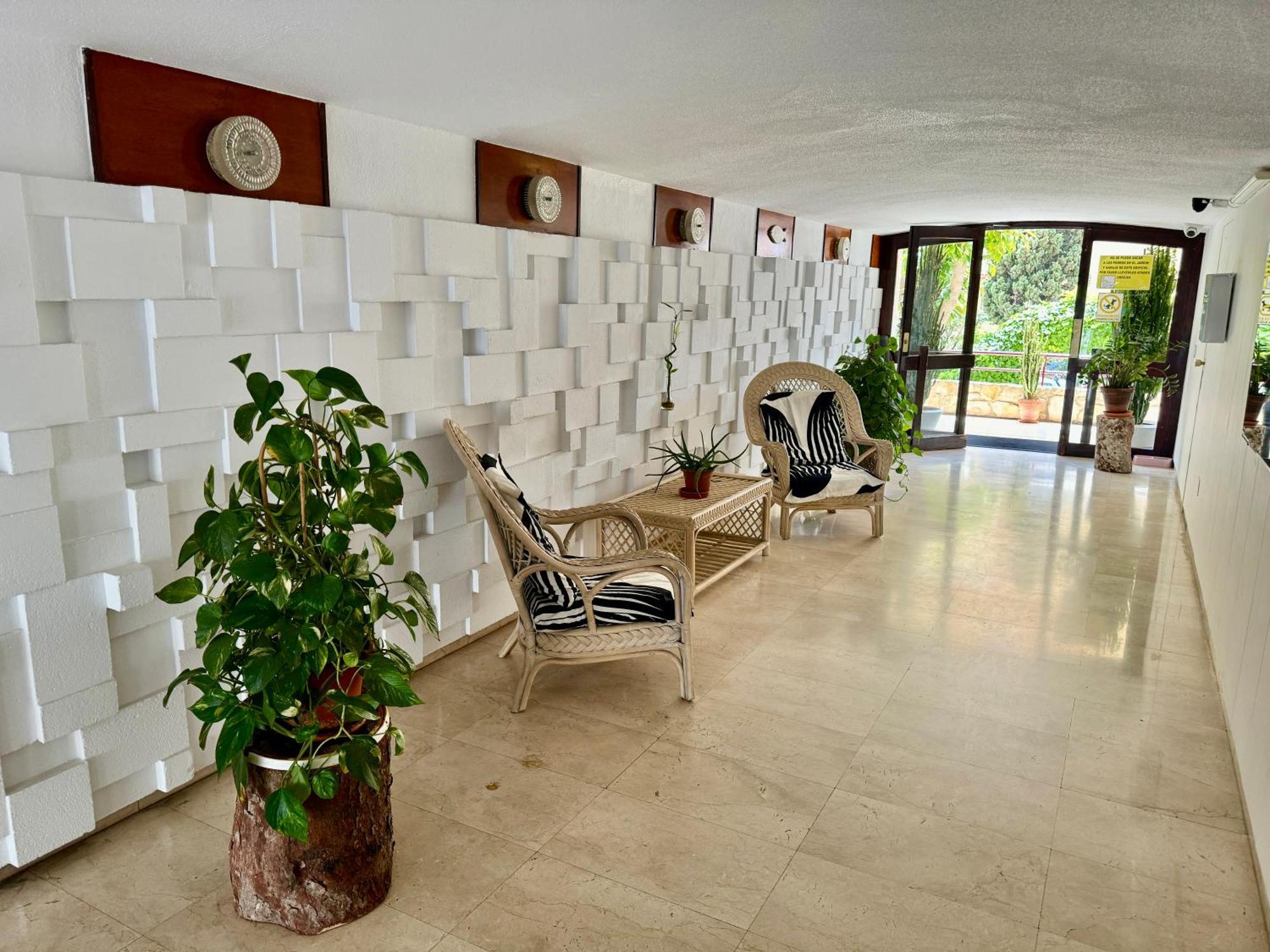 California En Benidorm, 1 Min Playa Levante, Wi-fi, Ac Y Parking *