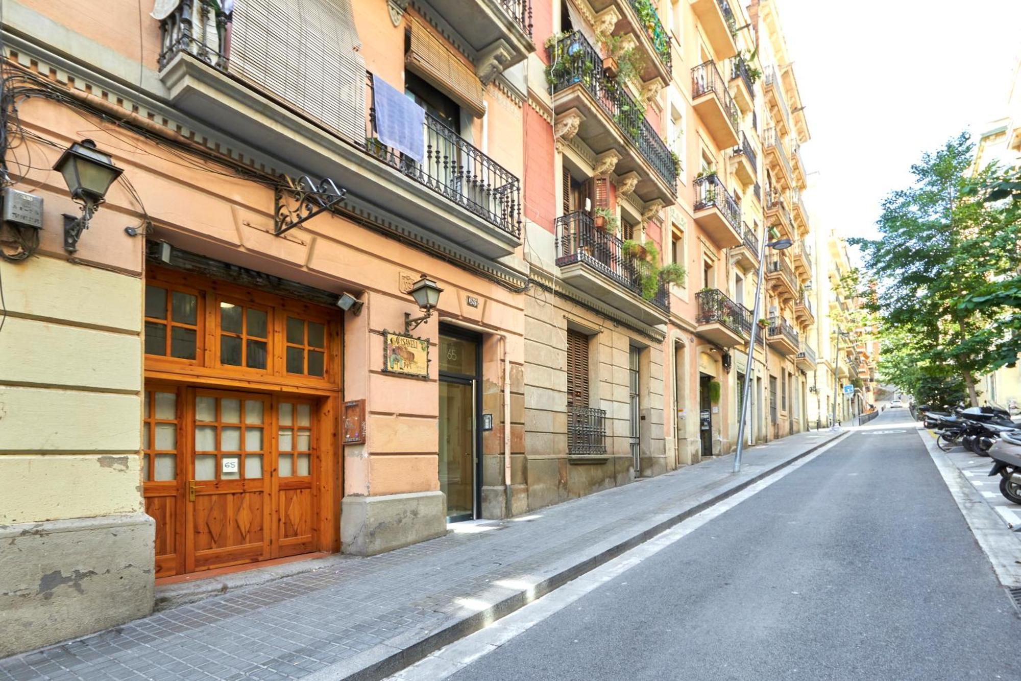 Apartment Vibrant And Modern Barcelona