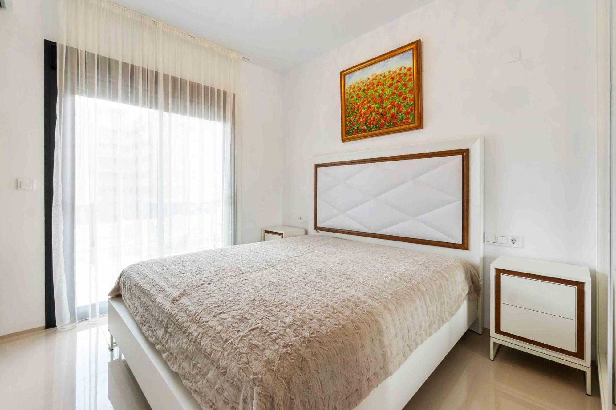 Beach Avenue Garden Arenales del Sol