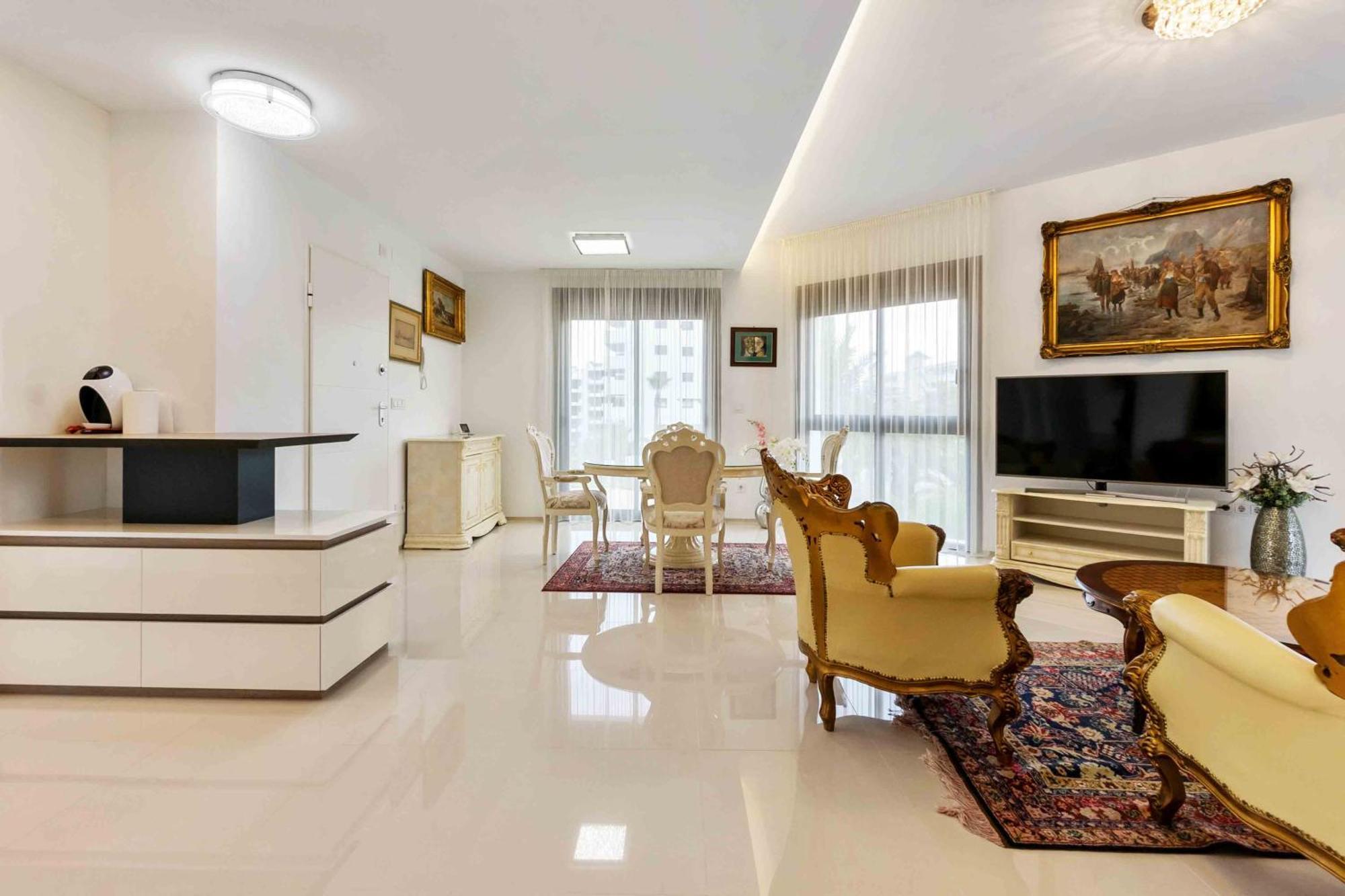 Beach Avenue Garden Holiday home *