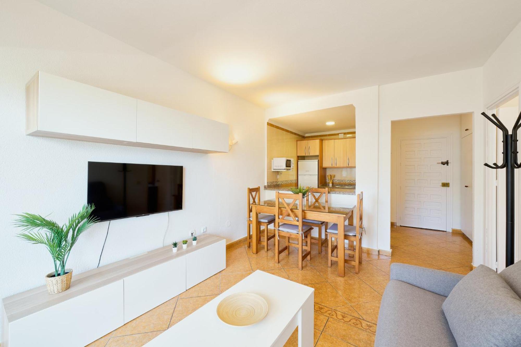 Benalbeach Playa - Tu Hogar Frente Al Mar, Complejo 4 Piscinas