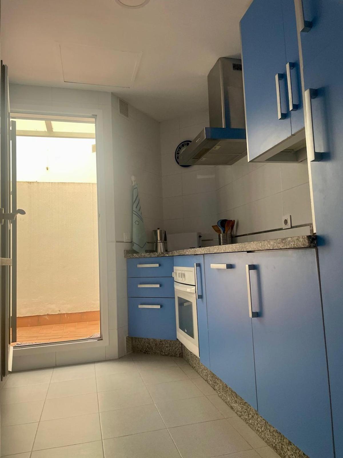 Puerta De Donana: Playa Y Centro A Un Paso. Apartamento *