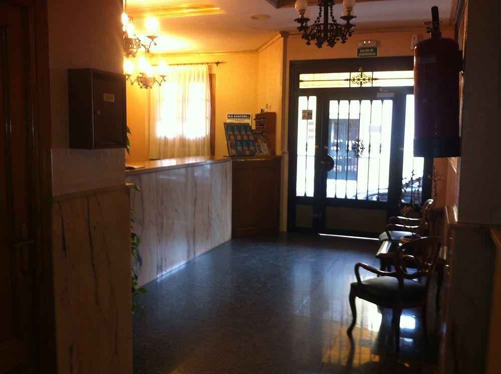 Hotel Sandra 3*