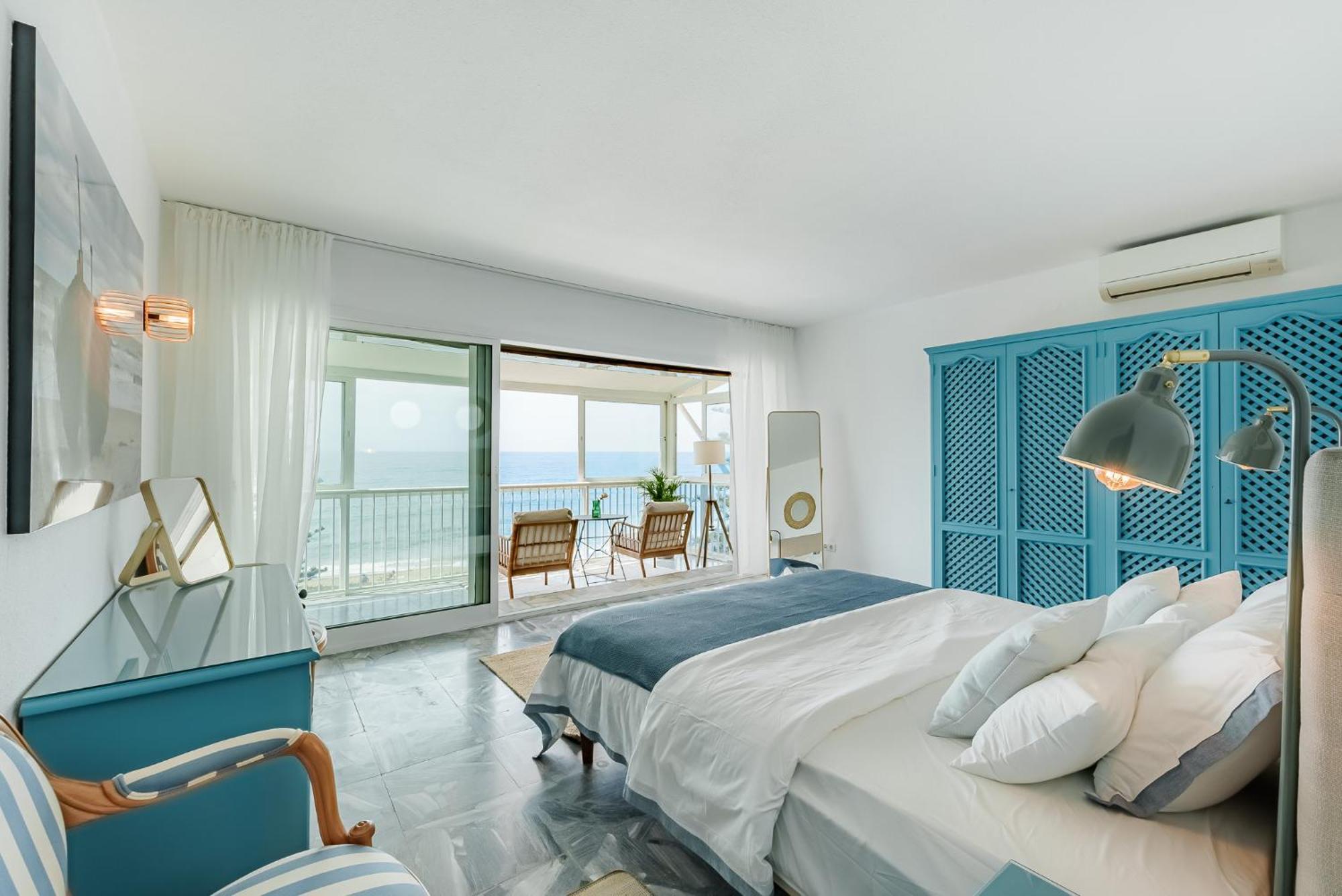 Calmamar Cabopino Beachfront In *
