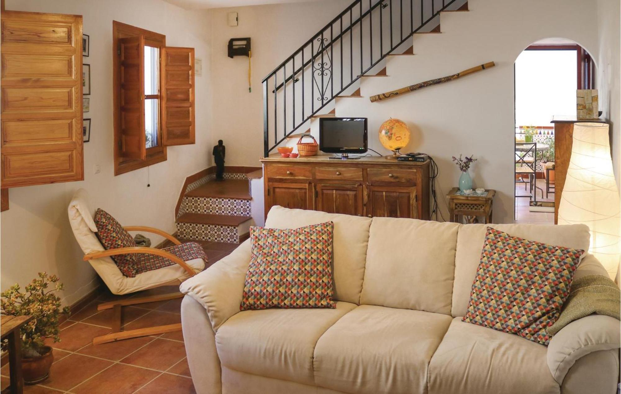 In With Wifi Canillas de Albaida