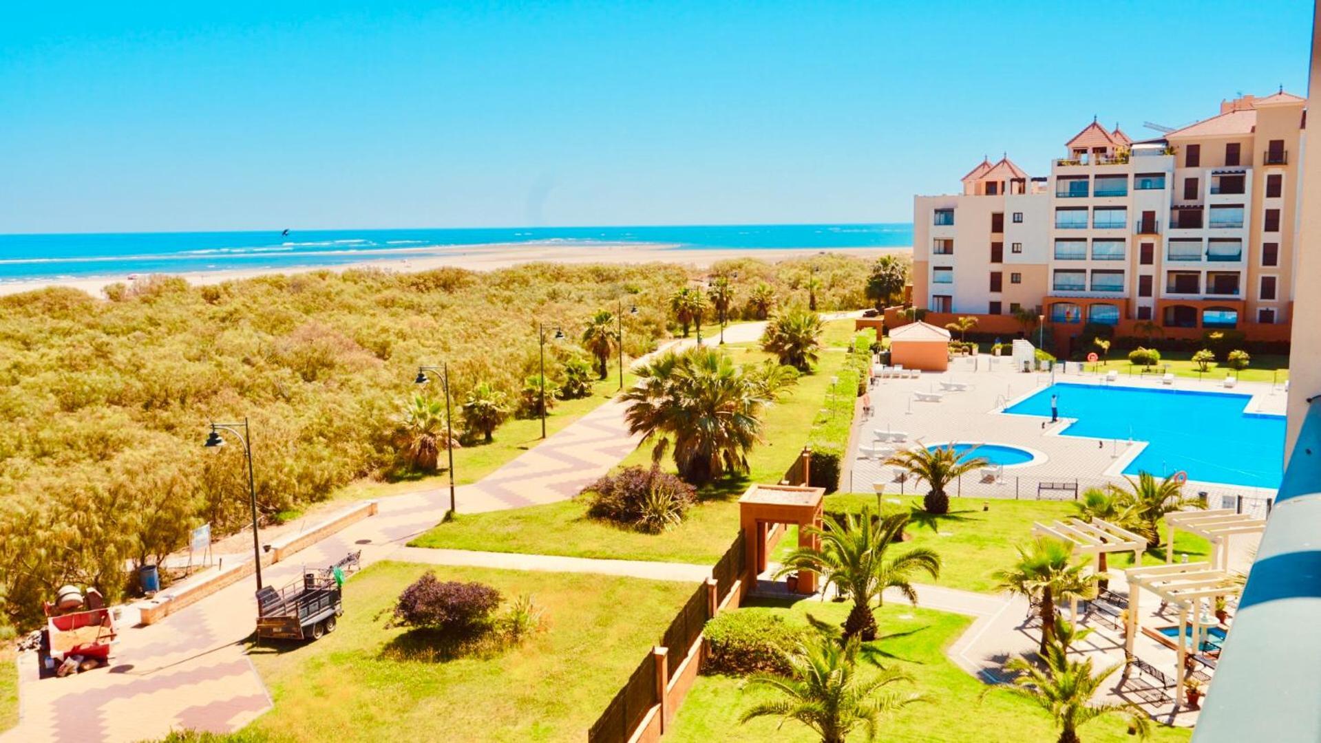 Pelícanos, Playa *
