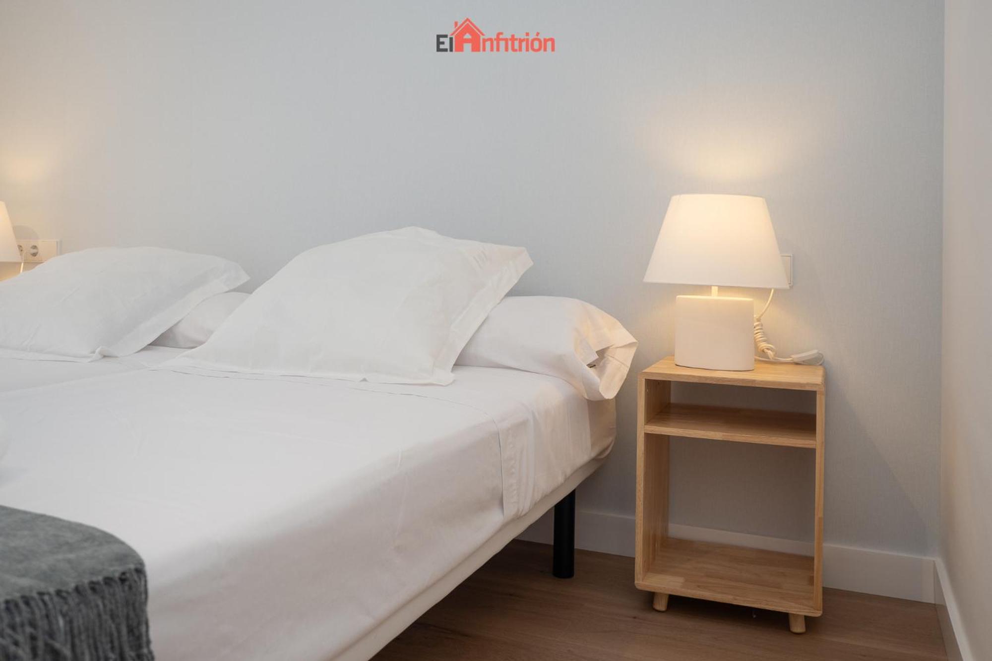 El Anfitrion - Mirador En Casco Antiguo Con Parking *