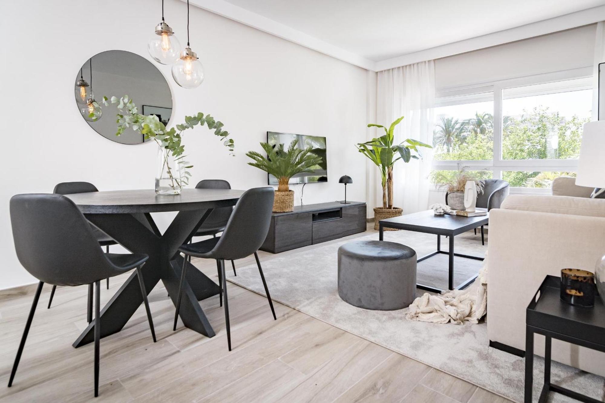 Apartamento Pr- Stunning Flat Front Line Puerto Banus