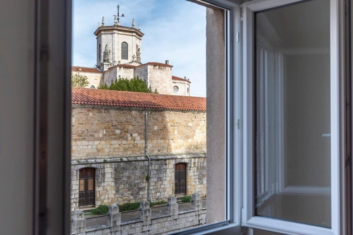 Casa Junto A La Catedral Apartment *