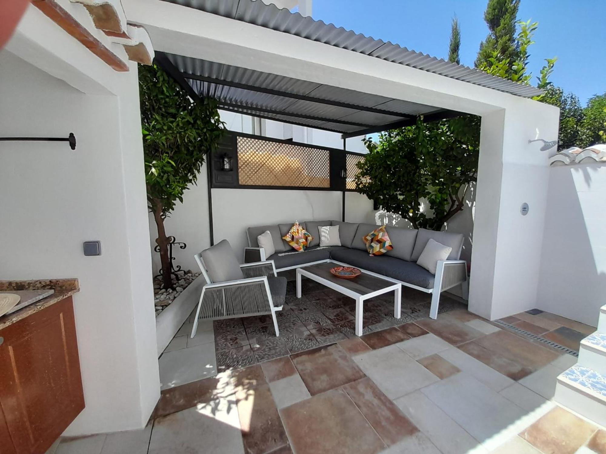 La Covacha - Unique Town House With Exclusive Pool And Garden In The Heart Of The Village Сasa de vacaciones *