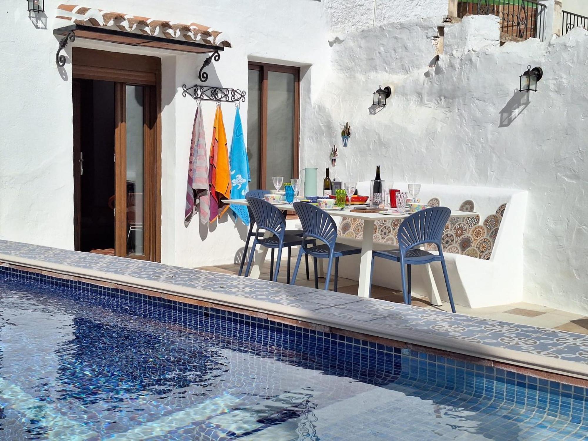 La Covacha - Unique Town House With Exclusive Pool And Garden In The Heart Of The Village * Canillas de Aceituno