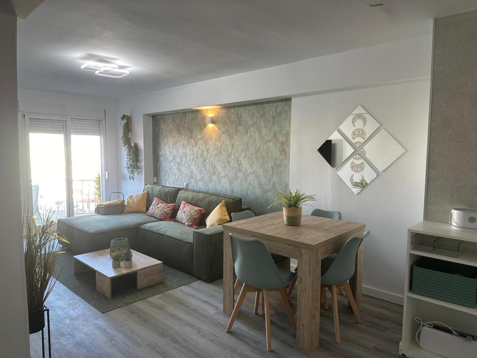 Apartamento Acuario By Homes Malaga Benalmádena